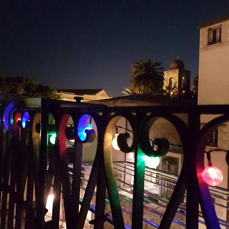 Casa Vacanze Villa D'Orleans Palermo Buitenkant foto