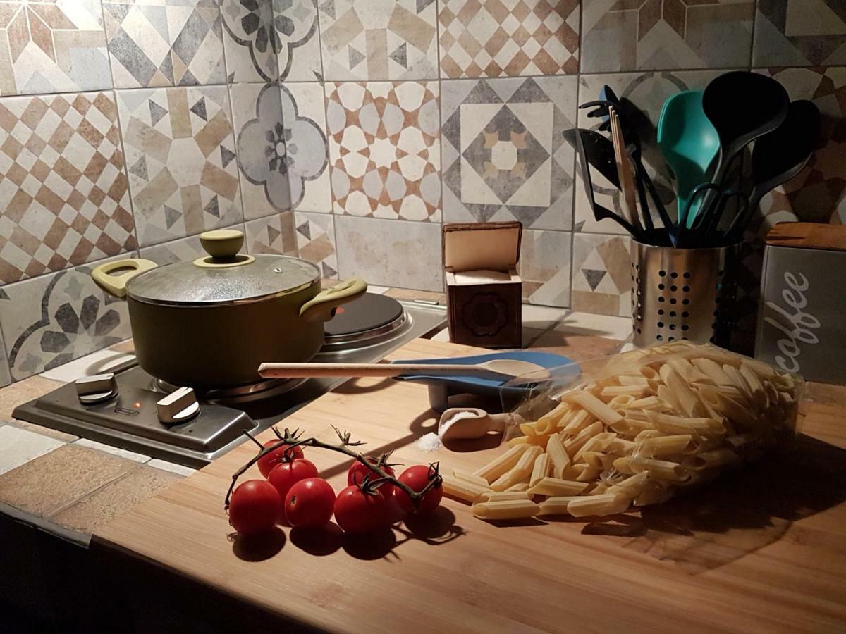 Casa Vacanze Villa D'Orleans Palermo Buitenkant foto