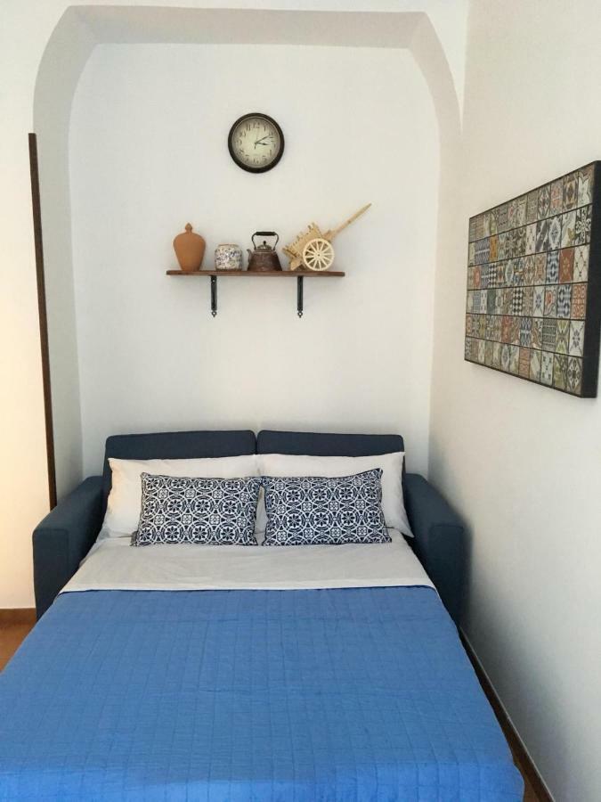Casa Vacanze Villa D'Orleans Palermo Buitenkant foto