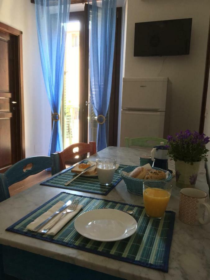 Casa Vacanze Villa D'Orleans Palermo Buitenkant foto