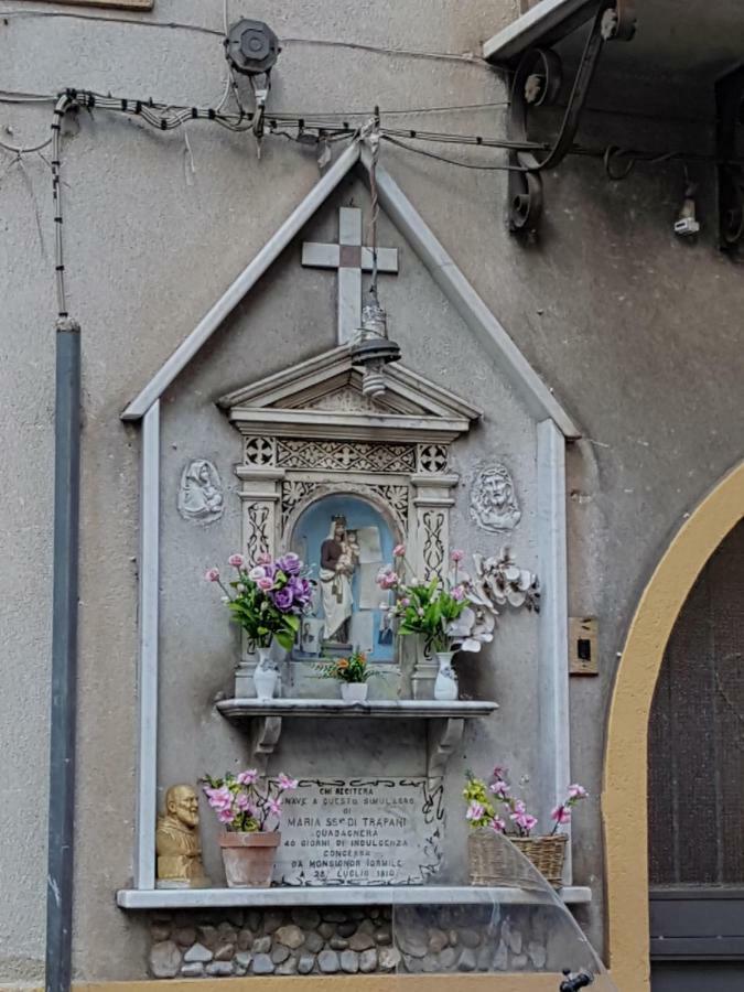 Casa Vacanze Villa D'Orleans Palermo Buitenkant foto