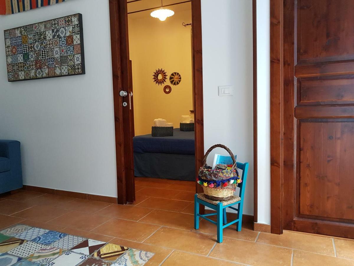 Casa Vacanze Villa D'Orleans Palermo Buitenkant foto
